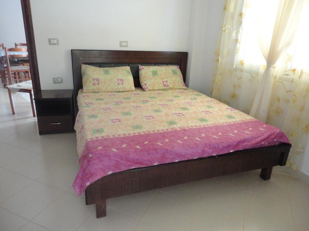 Oruci Apartments Ksamil Quarto foto